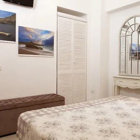 Guest House Acuario Torre Grande